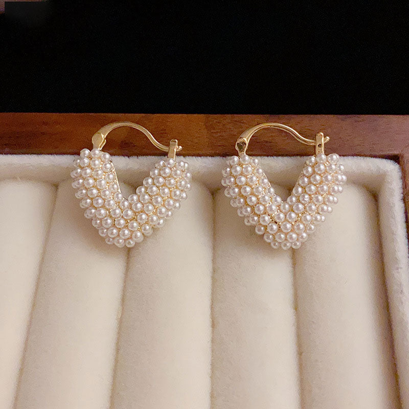 Lightweight Pearl Heart Love Hoop Earrings