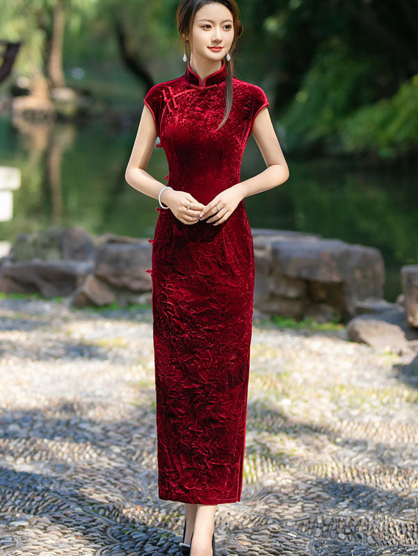 2024 Red Blue Velvet Maxi Cheongsam Qipao Dress - IMALLURE S / Red 2024 Red Blue Velvet Maxi Cheongsam Qipao Dress - IMALLURE S / Red