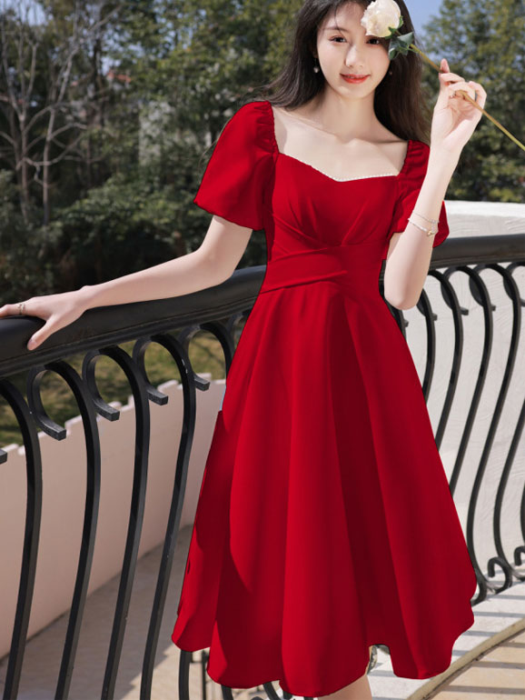 White Red Square Neck A-Line Dress with Puff Sleeve