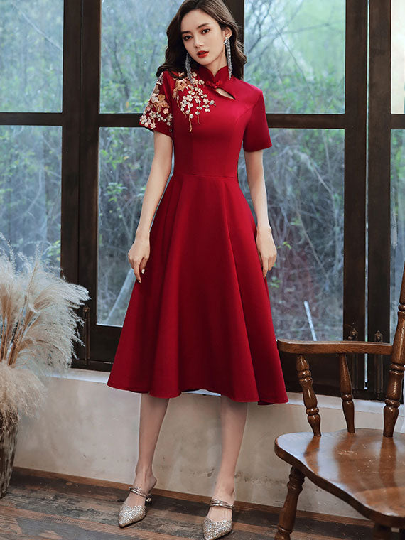 Embroidered Midi A-Line Qipao / Cheongsam Wedding Dress - IMALLURE L Embroidered Midi A-Line Qipao / Cheongsam Wedding Dress - IMALLURE L