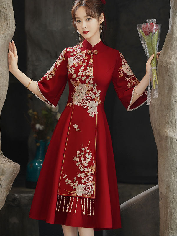 Embroidered A-Line Midi Qi Pao Cheongsam Wedding Dress - IMALLURE imallure Embroidered A-Line Midi Qi Pao Cheongsam Wedding Dress - IMALLURE imallure