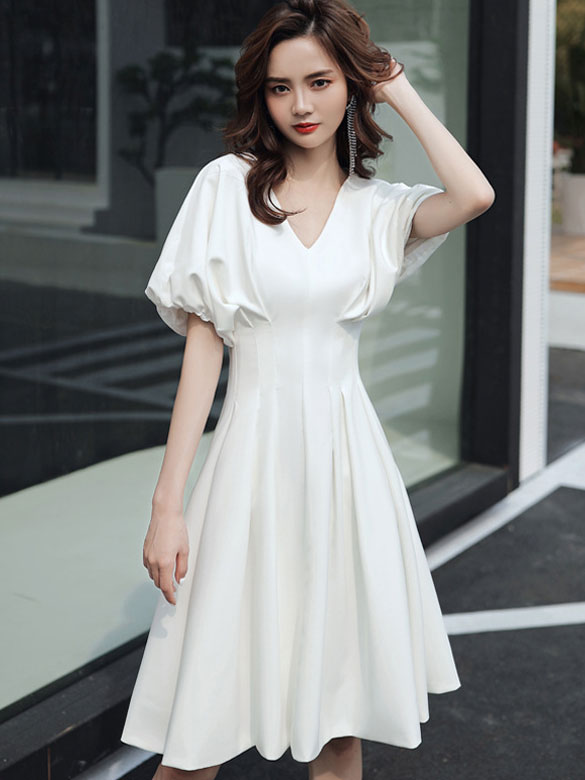 V-Neck Fit & Flare Dress with Frill Sleeve - IMALLURE Custom Made / Red V-Neck Fit & Flare Dress with Frill Sleeve - IMALLURE Custom Made / Red