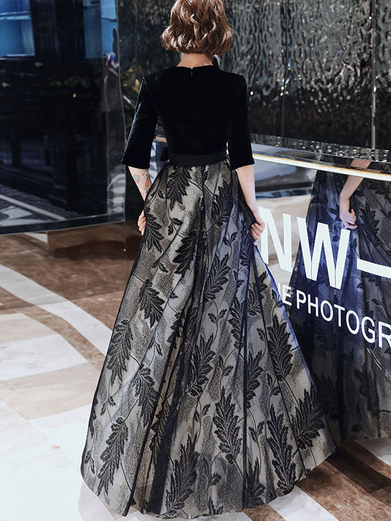 Black Fit & Flare Tie Floor-Length Prom Dress