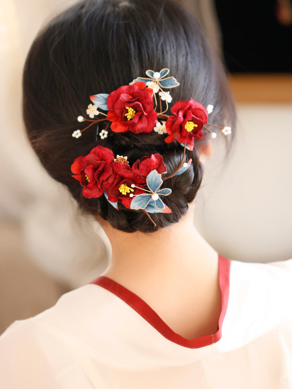 Two Pieces Burgundy Fabrics Butterfly Flowers Hair Comb Pins