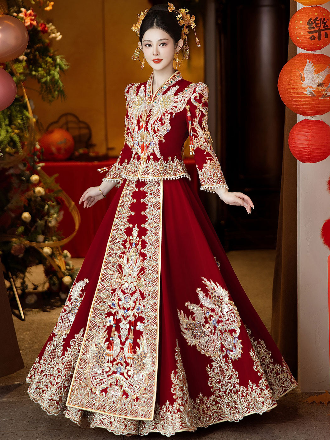 Winter Traditional Chinese Wedding Bridal Beads Qun Gua Outfits