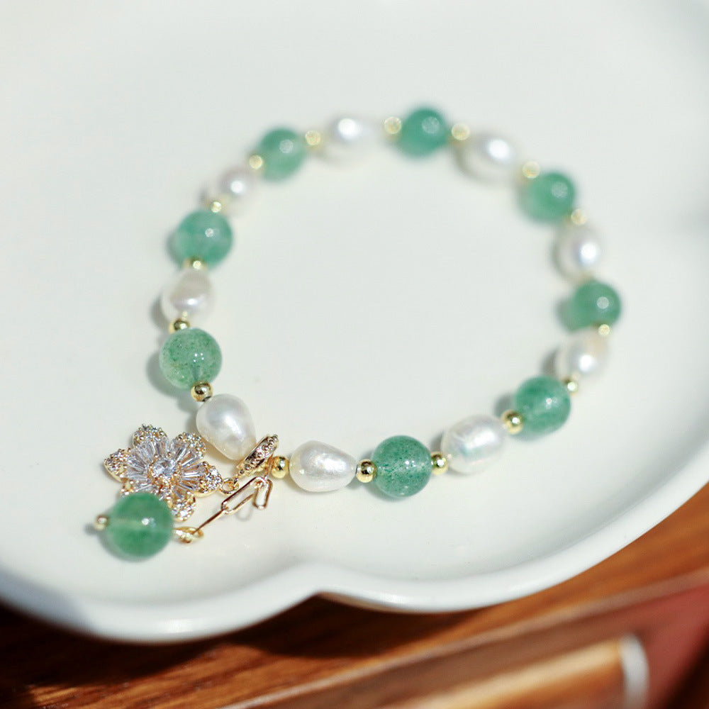 Green Strawberry Quartz Pearls Woman Beads Bracelets