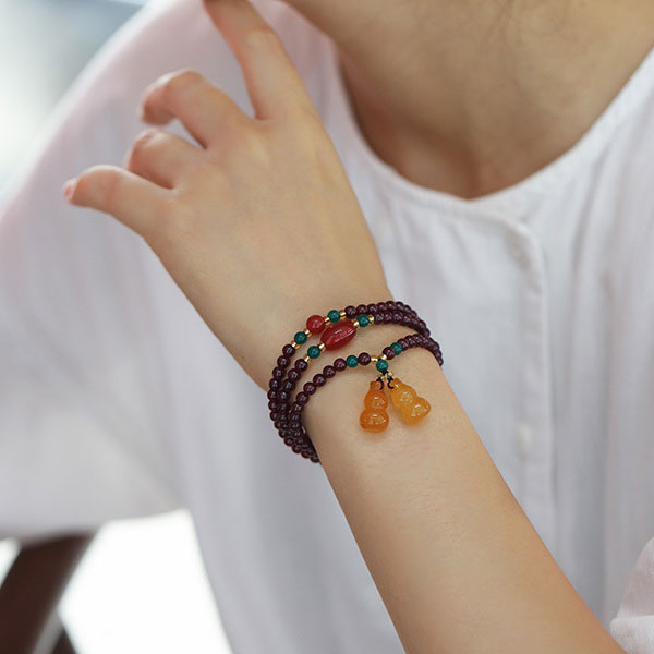 Red Garnet Beads Calabash Apple Pendant Woman Bracelets