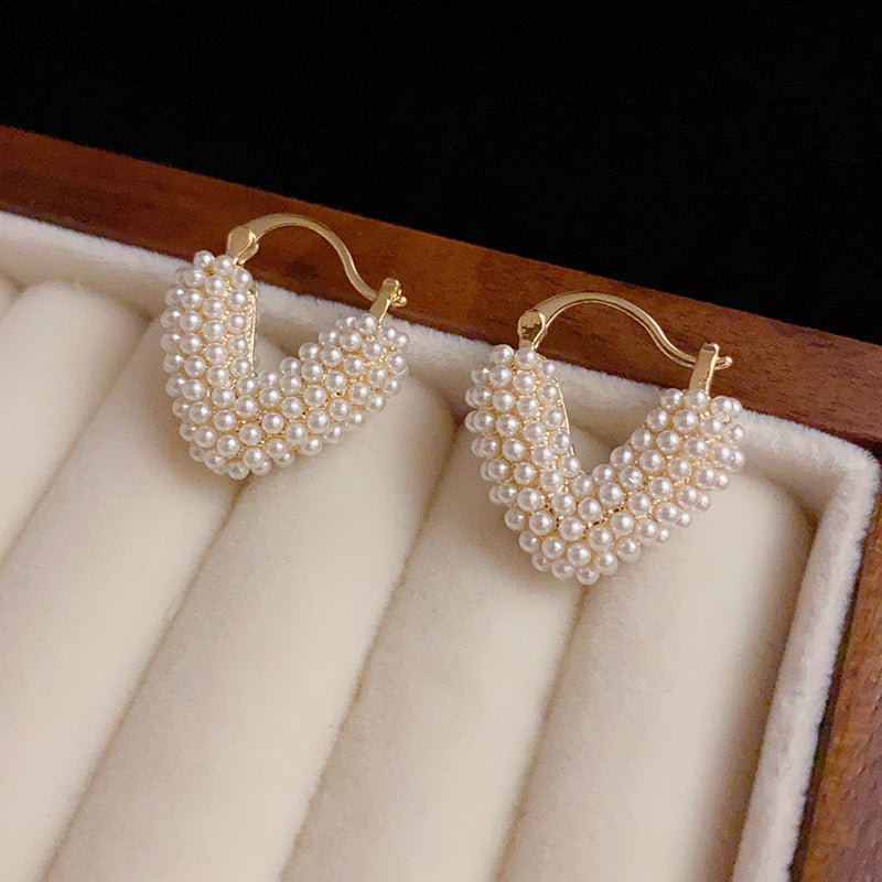 Lightweight Pearl Heart Love Hoop Earrings