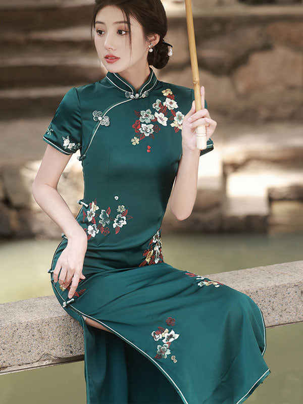 2023 Green Embroidered Mothers Maxi Cheongsam Qipao Dress