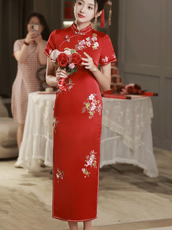 2023 Red Embroidered Bride Wedding Cheongsam Qipao Dress
