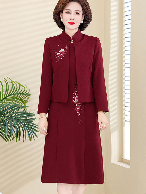 2 Pics Winter Red Mothers Embroidered Cheongsam Dress & Jacket