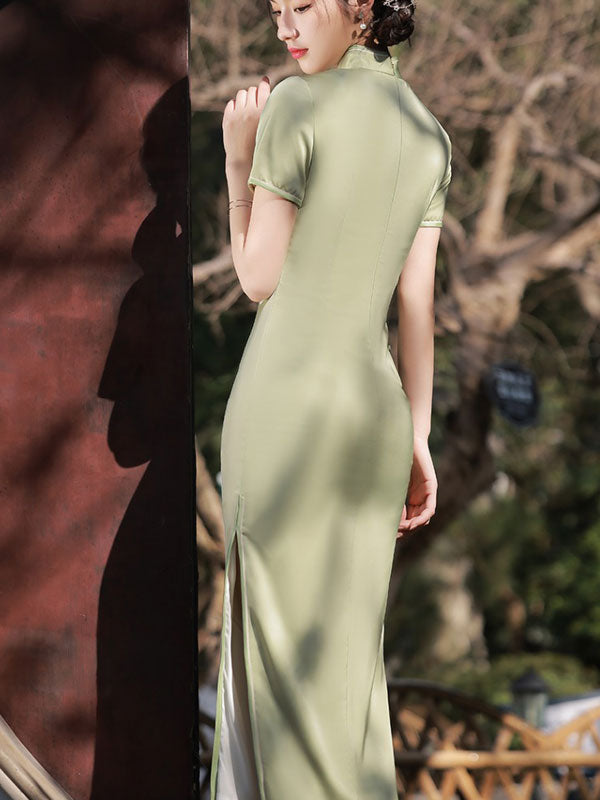 2024 Green Embroidered Cheongsam Qipao Dress