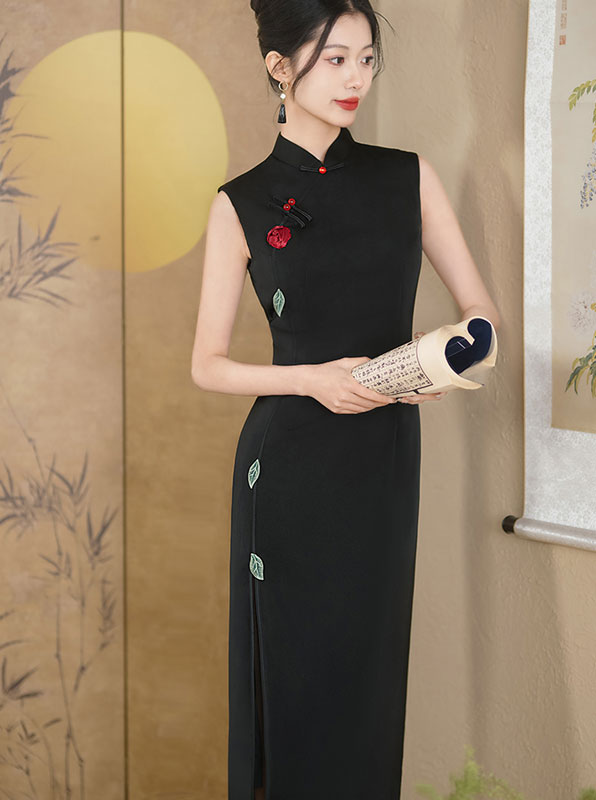 2024 Black Embroidered Cheongsam Qipao Dress