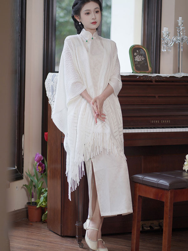 White Jacquard Floral Long Cheongsam Qipao DressWhite Jacquard Floral Long Cheongsam Qipao Dress