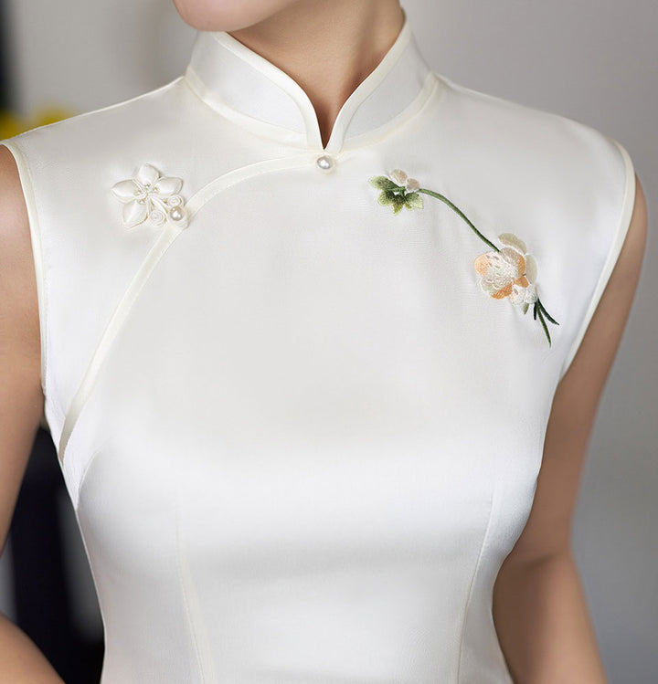 White Embroidered Long Cheongsam Qipao Dress
