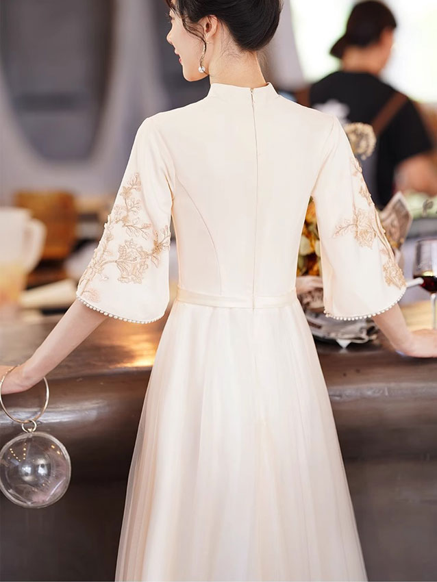 Champagne Appliques Bell Sleeve Tulle Cheongsam Qipao Dress