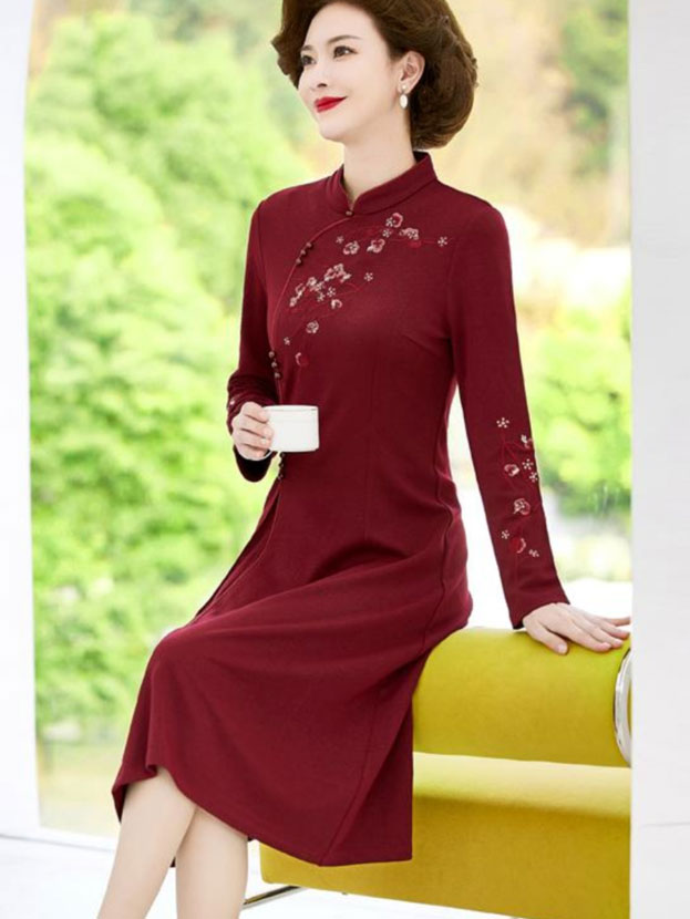 Red Mothers Embroidered A-Line Cheongsam Qipao Dress