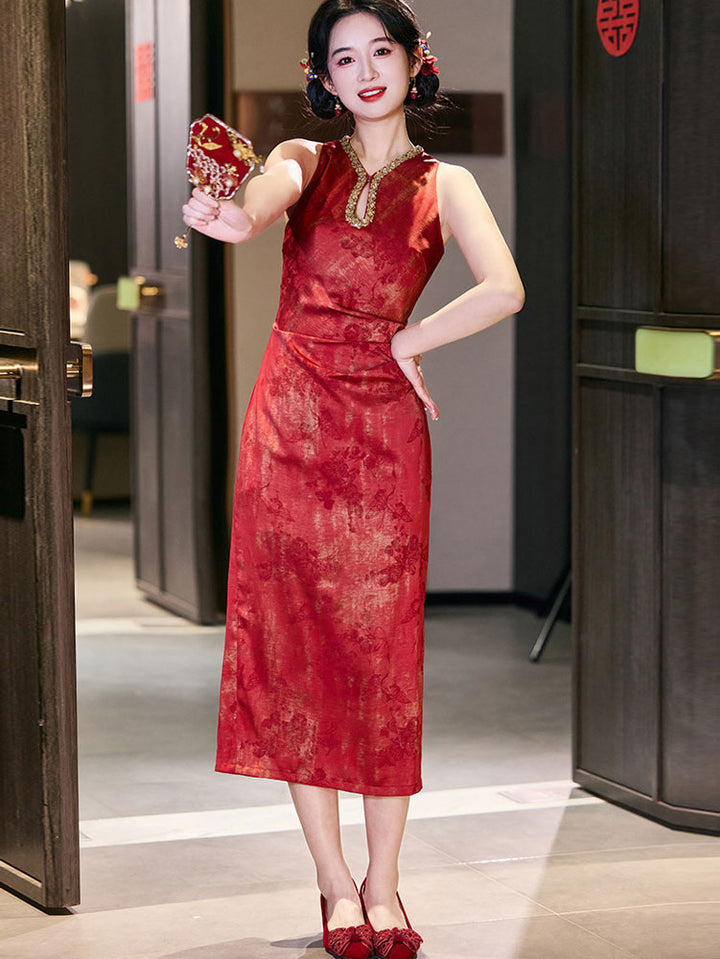 Red Keyhole Halter Long Bridal Cheongsam Qipao Dress