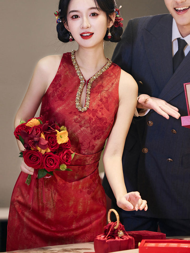 Red Keyhole Halter Long Bridal Cheongsam Qipao Dress