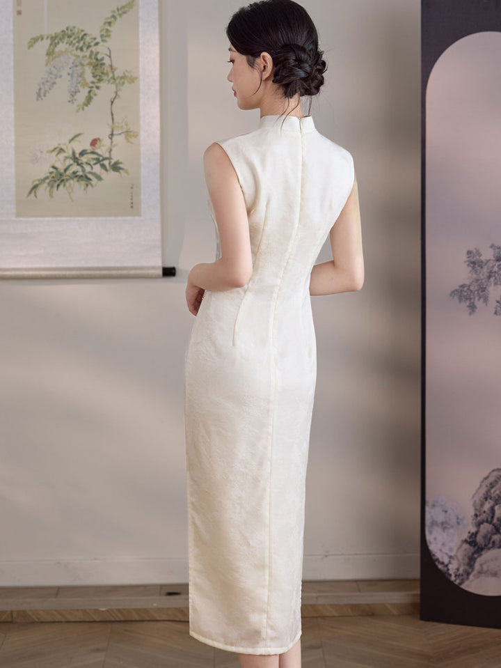 White Embroidered Sleeveless Cheongsam Qipao Dress