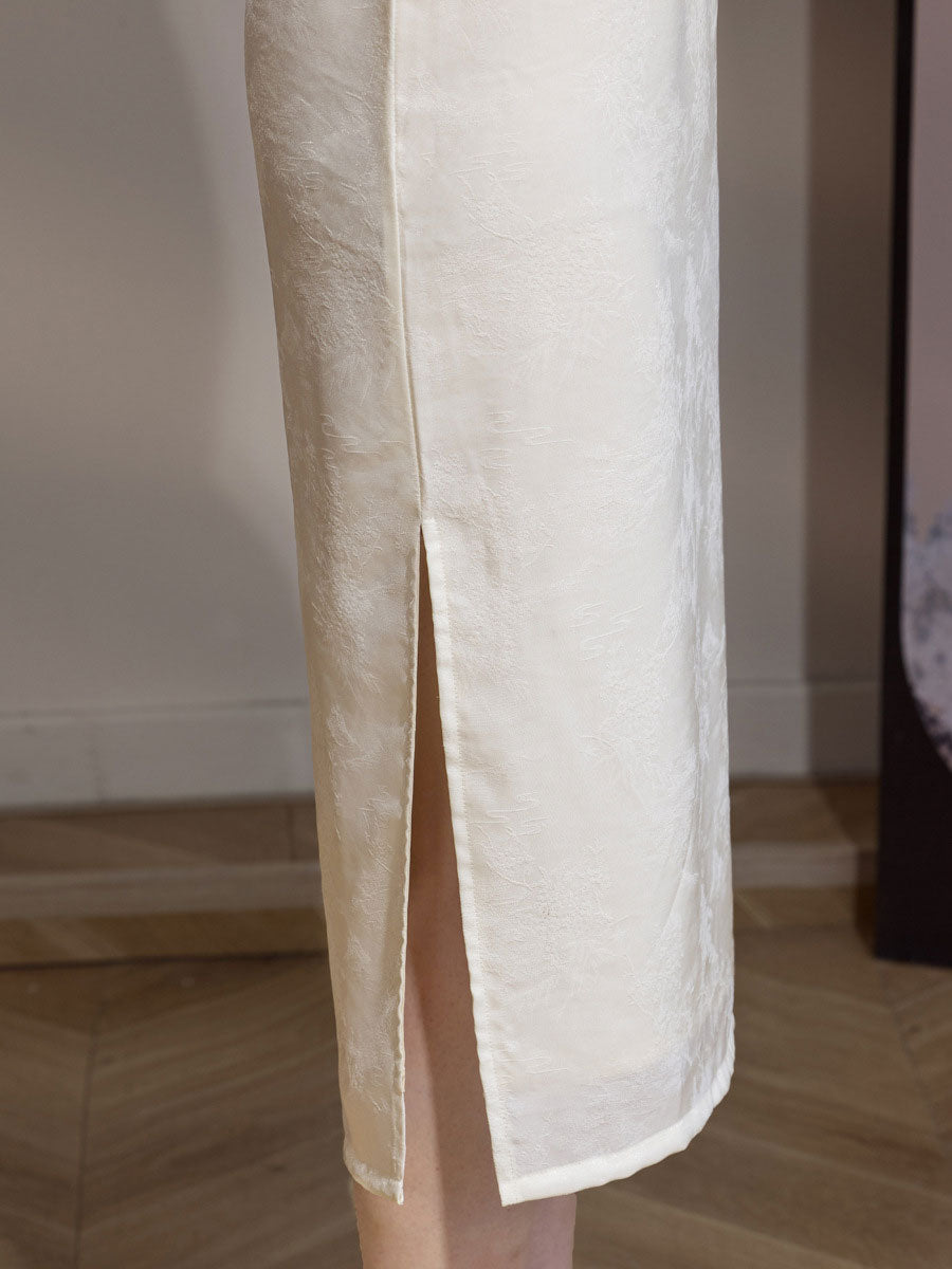 White Embroidered Sleeveless Cheongsam Qipao Dress