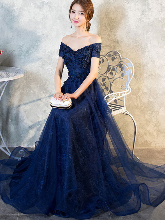 Full Length Off Shoulder Wedding Dress with Appliques