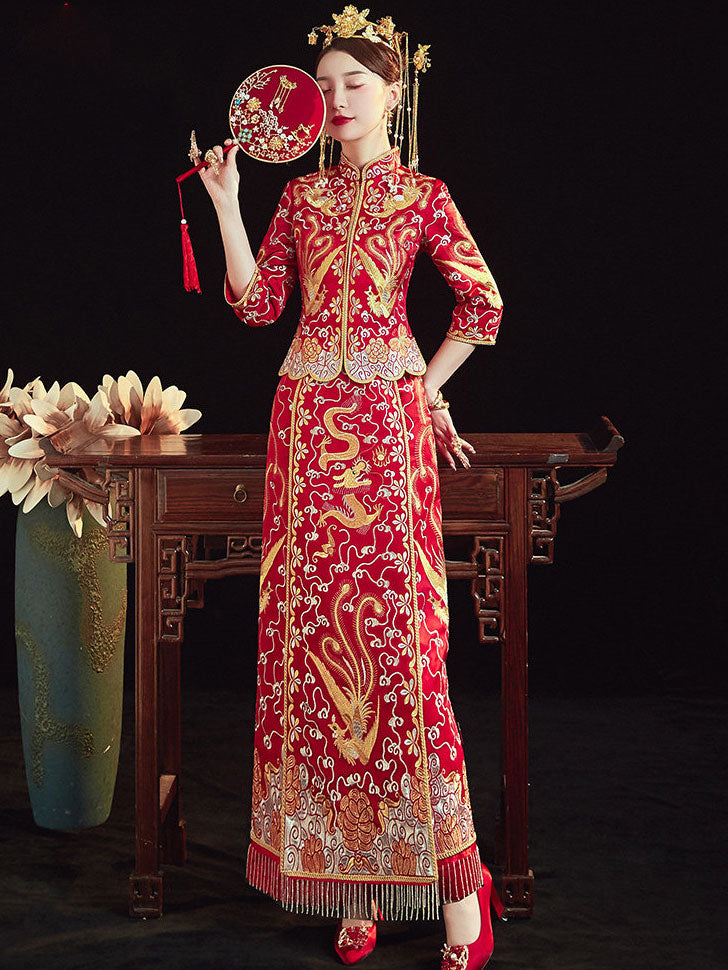 Traditional Chinese Wedding Qun Kwa with Embroidered Dragon Phoenix