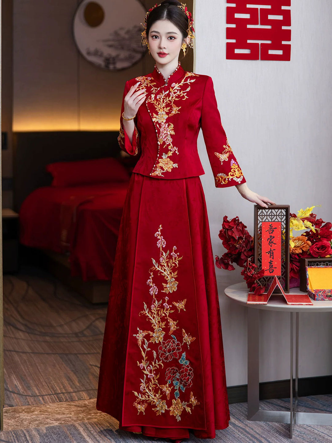 Two-Piece Chinese Wedding Bridal Embroidered Wedding Xiu He Outfit