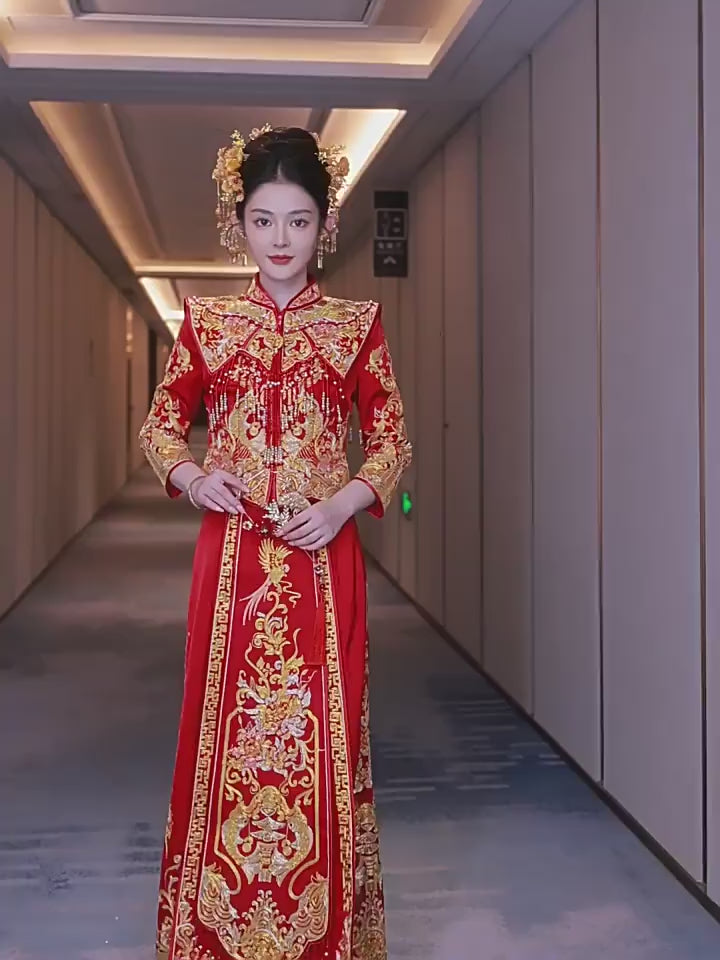 Red Embroidered Dragon Phoenix Wedding Bride Qun Kwa Outfit