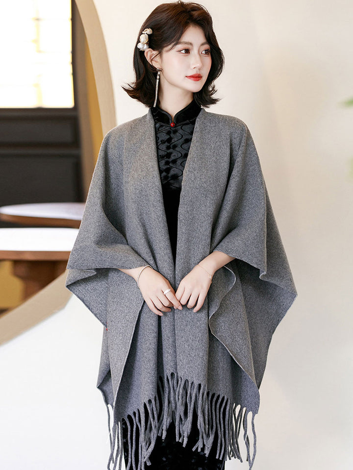 Woman Winter Open-Front Knit Wrap Poncho with Fringe Hem