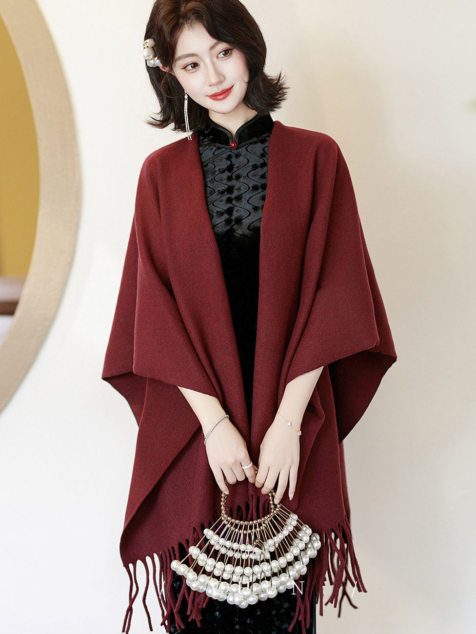 Woman Winter Open-Front Knit Wrap Poncho with Fringe Hem