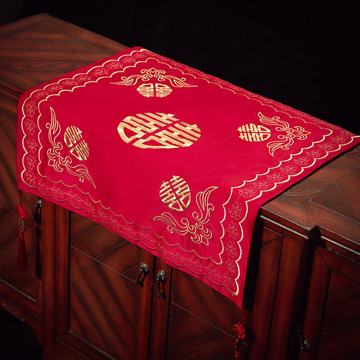 Red Vintage Embroidered Chinese Wedding Bride Veil