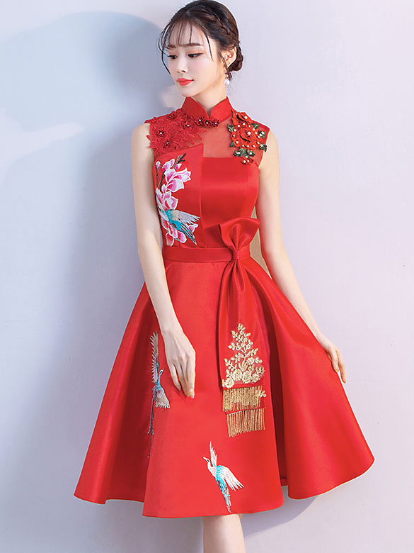 Red Embroidered Phoenix A-Line Qipao / Cheongsam Wedding Dress