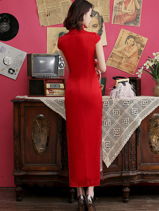 Red Embroidered Wedding Bridal Qi Pao Cheongsam Dress