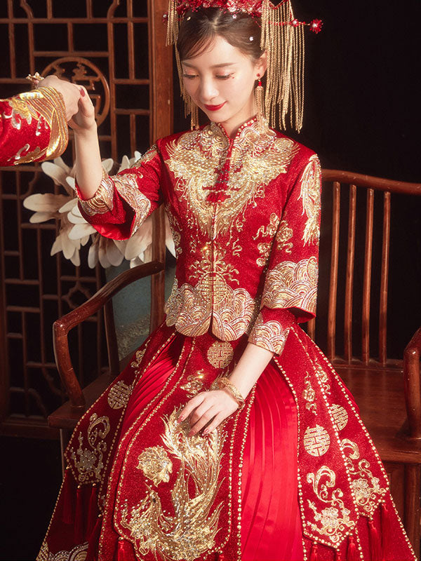Vintage Embroidered Wedding Bridal Qun Gua with Pleated Skirt