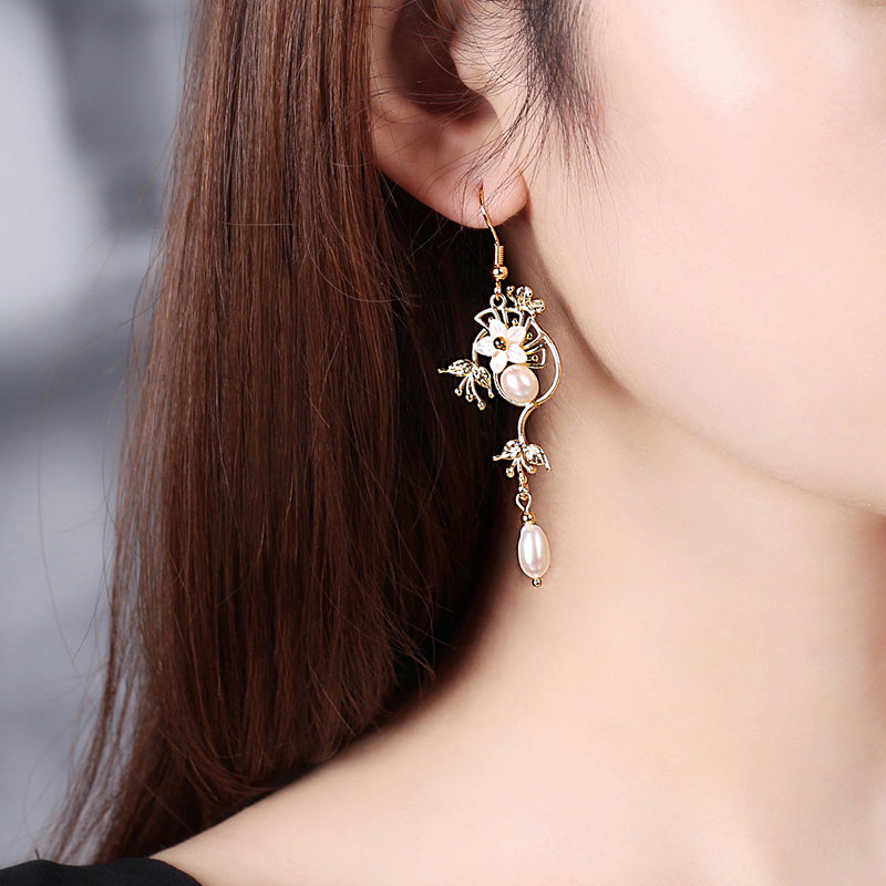 Pear Petals Drop Dangle Clip on Earrings