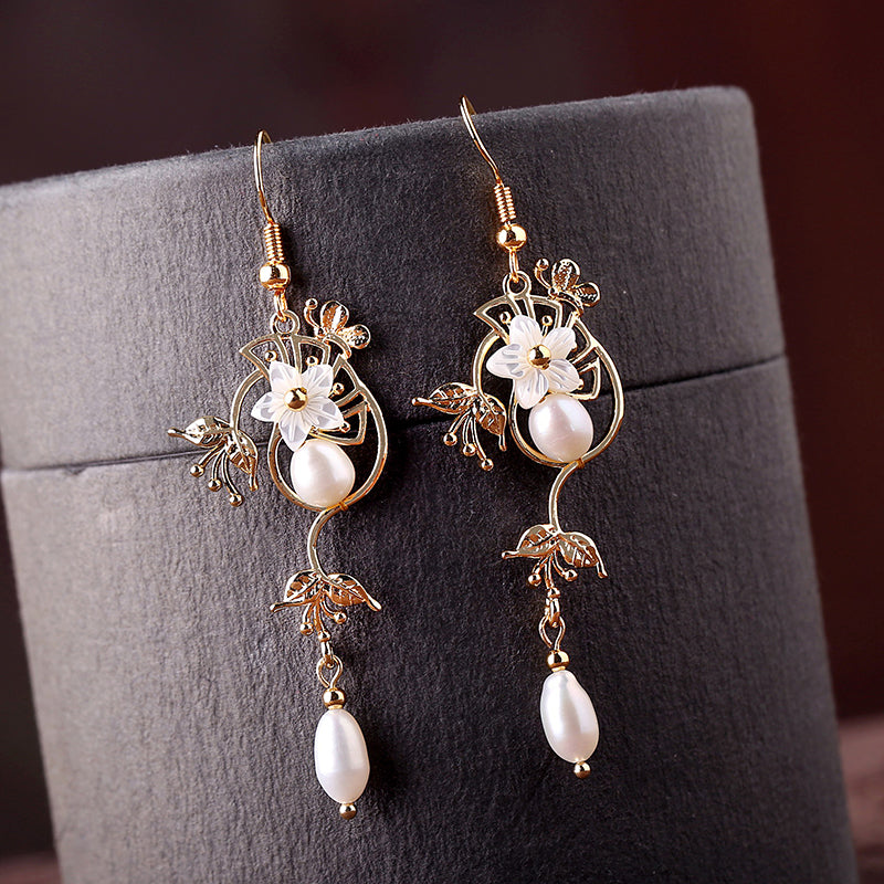 Pear Petals Drop Dangle Clip on Earrings
