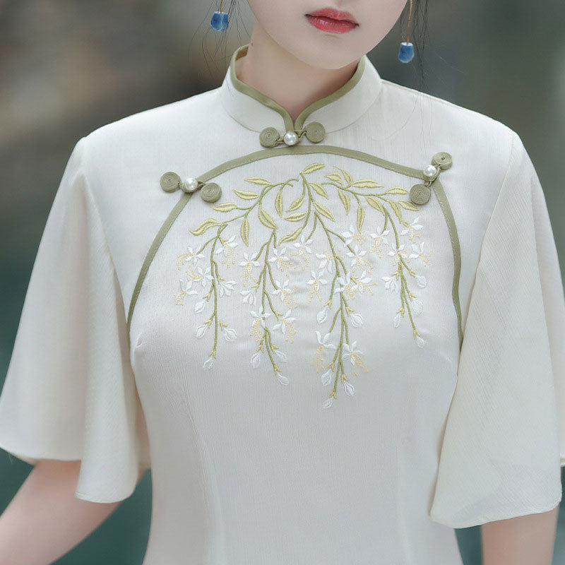 2022 White Chiffon Bell Sleeve Cheongsam Qi Pao Dress