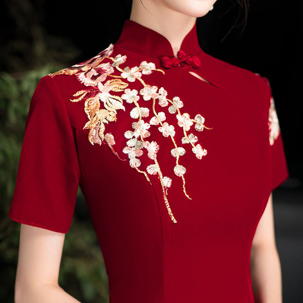 Burgundy Embroidered Thigh Split Wedding Qipao / Cheongsam Dress