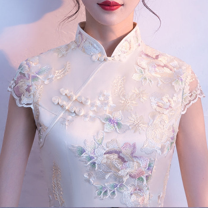 White Embroidered Short Qipao / Cheongsam Party Dress