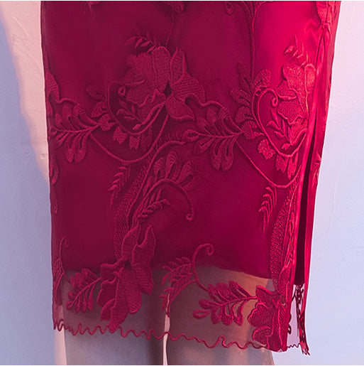 Red Embroidered Lace Short Qipao / Cheongsam Wedding Dress