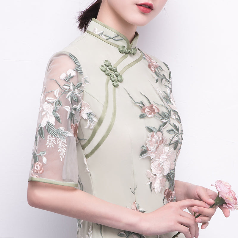 Green Embroidered Long Qipao / Cheongsam Party Dress