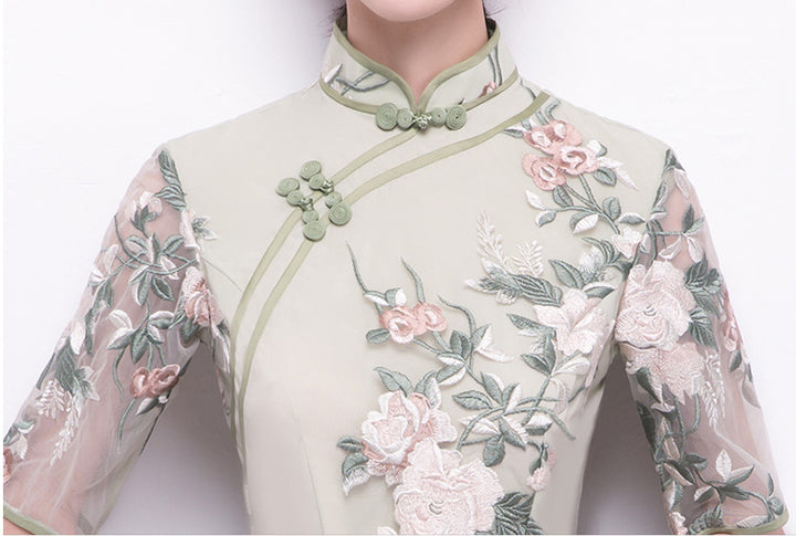 Green Embroidered Long Qipao / Cheongsam Party Dress