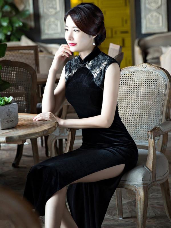 Black Velvet Long Qipao / Cheongsam Party Dress with Lace Insert