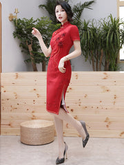 Red Embroidered Short Wedding Cheongsam / Qipao Party Dress