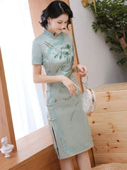 2020 Pink Green Embroidered Cheongsam / Qipao Party Dress