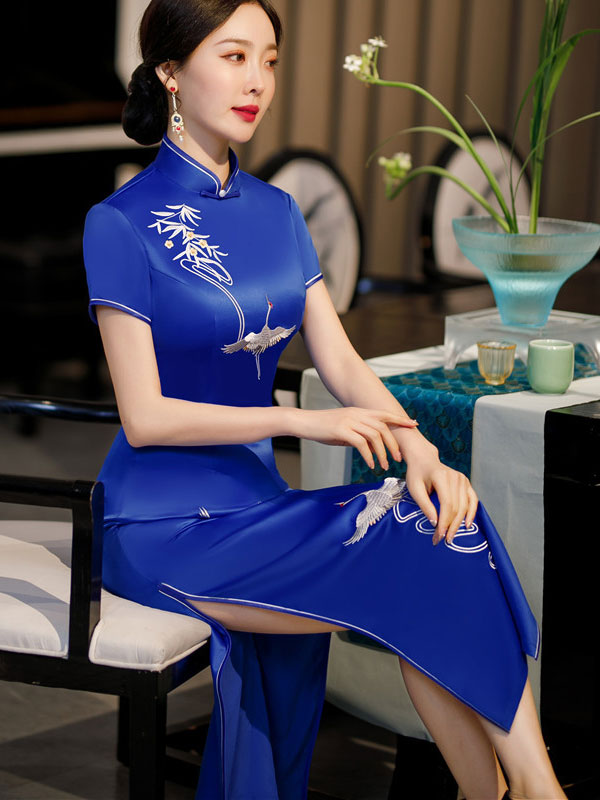 2021 Embroidered Cranes Cheongsam Qi Pao Dress