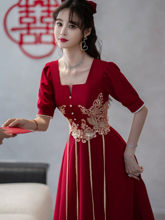 Red Square Neck Bride Mid A-Line Qipao Xiuhe Dress