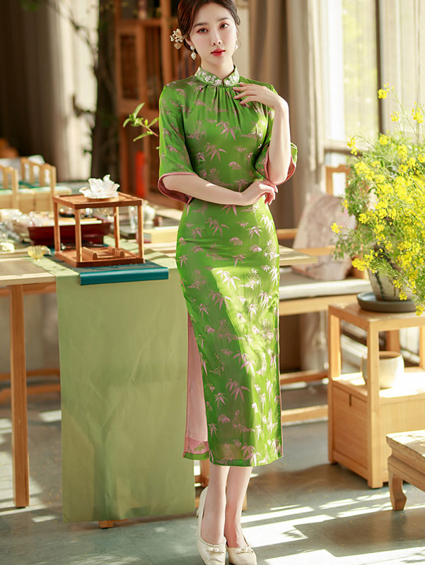 Green Jacquard Bell Sleeve Silk Cheongsam Qipao Dress