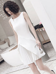 White Black Short Party Dress with Pleated Hem